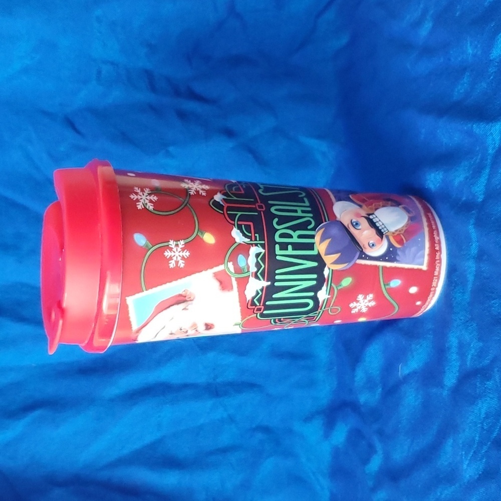 4/$20 Universal Studios 2021 Christmas Premium Coca-Cole Freestyle Cup